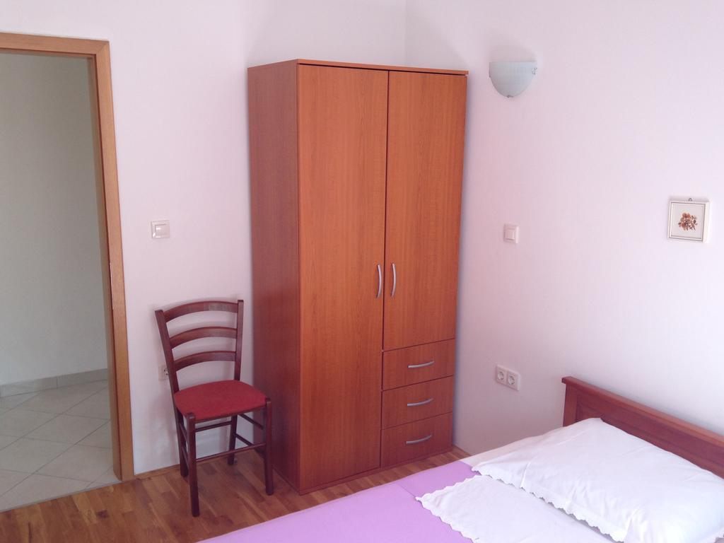 Gala Apartments Omiš Zimmer foto
